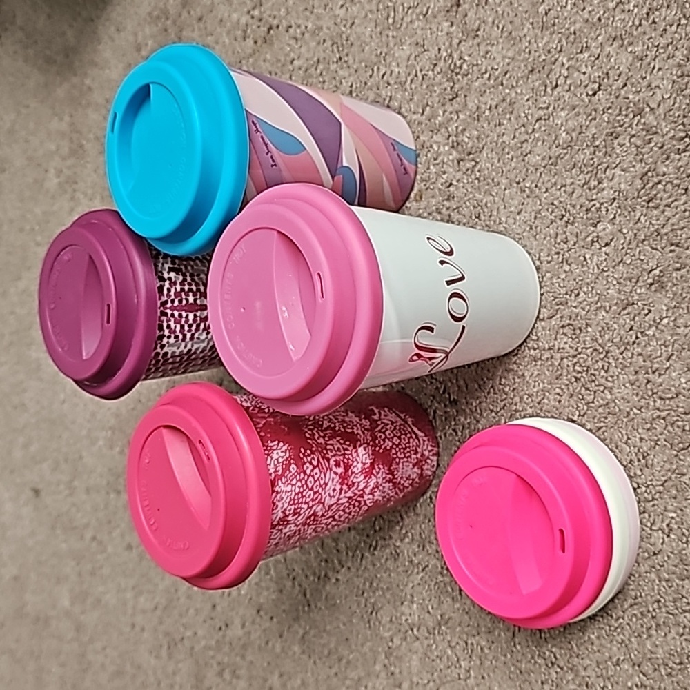 Ceramic Cup Set W/Lids